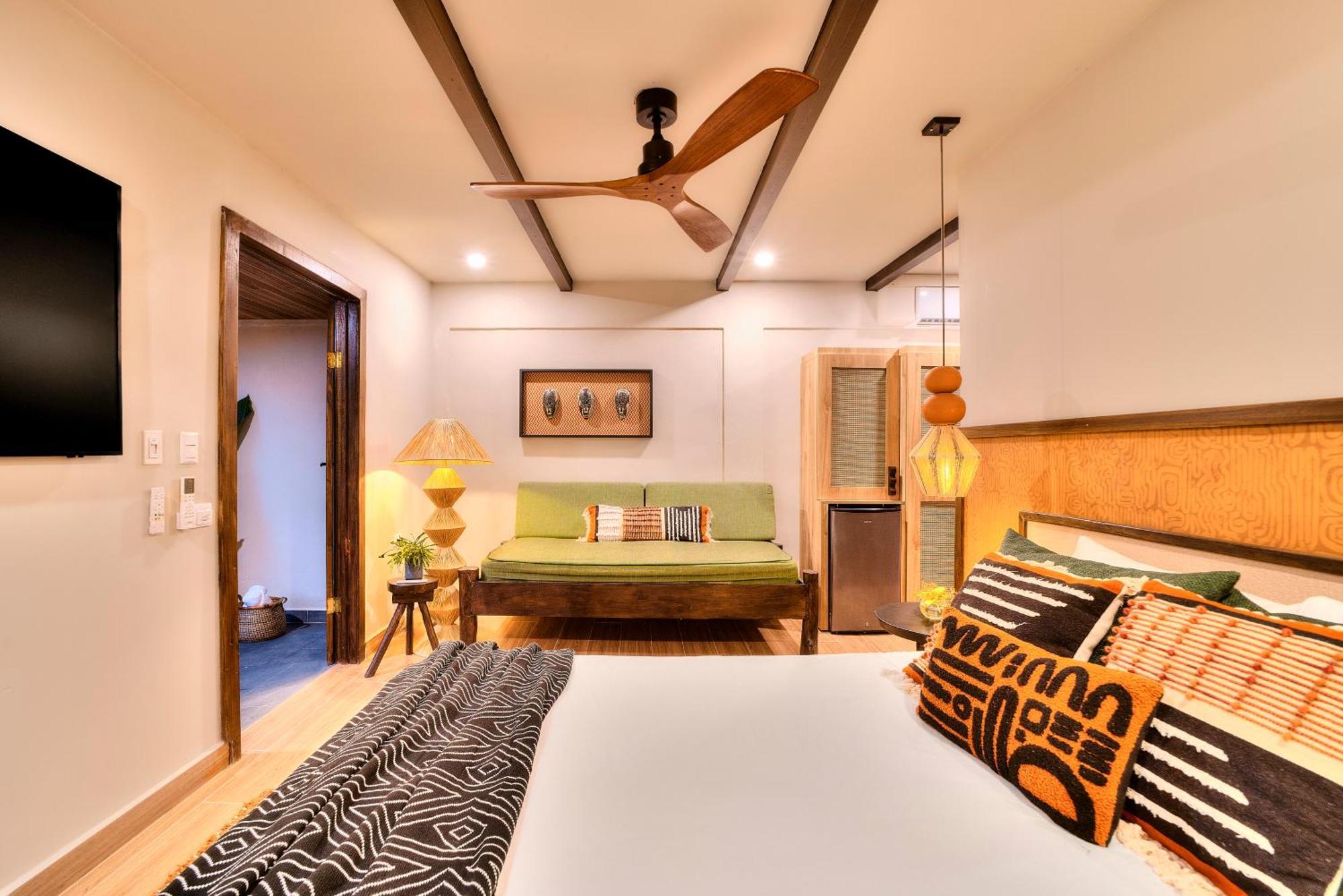 Conga Boutique Hotel Puerto Viejo de Talamanca エクステリア 写真