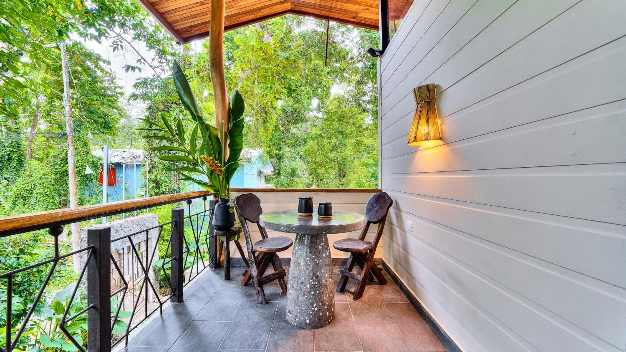 Conga Boutique Hotel Puerto Viejo de Talamanca エクステリア 写真