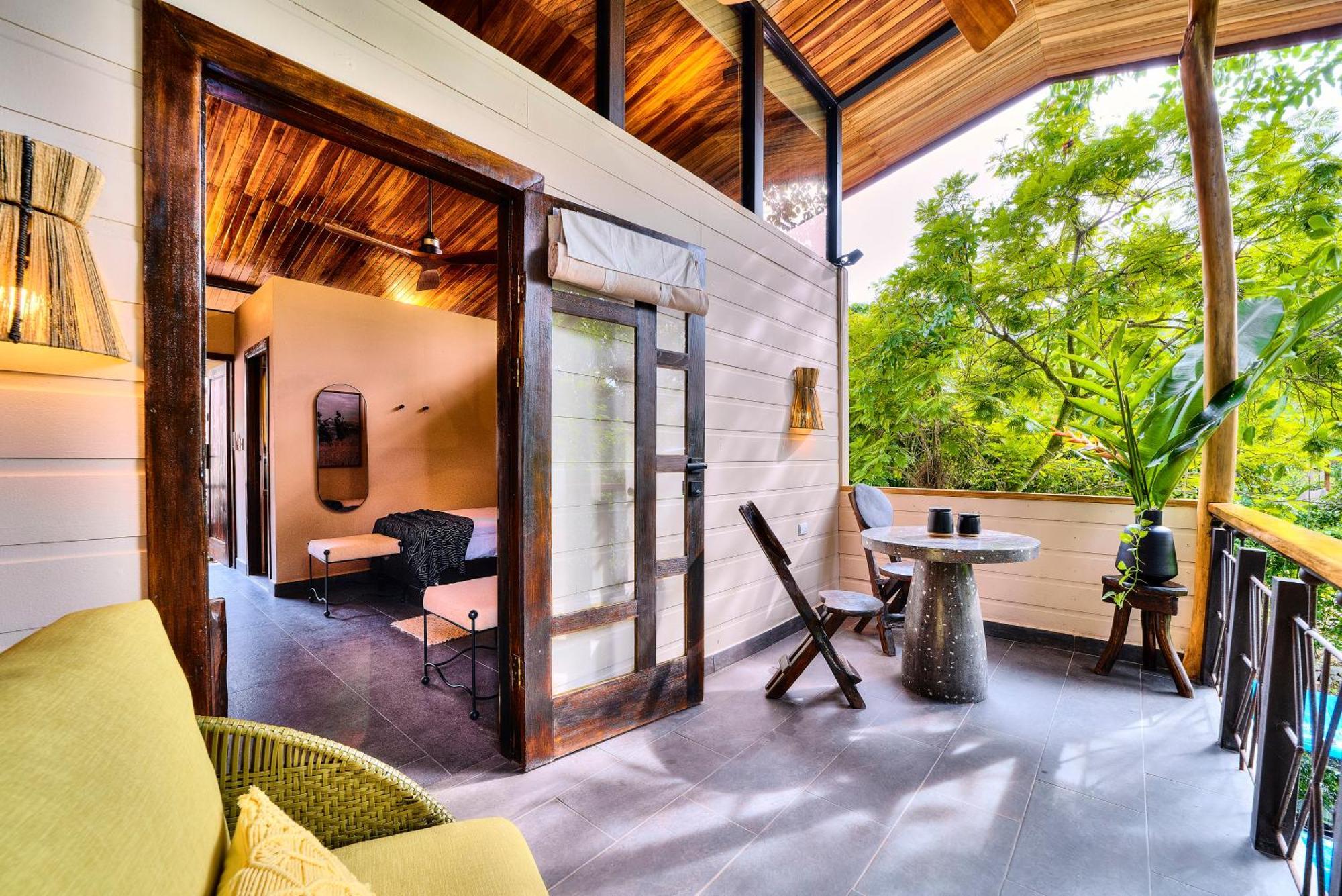Conga Boutique Hotel Puerto Viejo de Talamanca エクステリア 写真